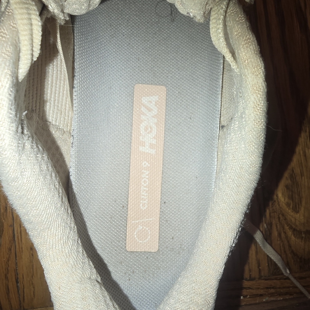 Sold - Picture 4 of 6